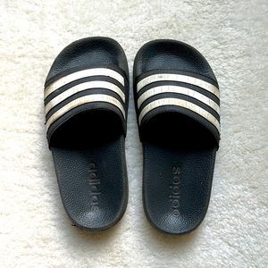Adidas sandals toddler size 10k